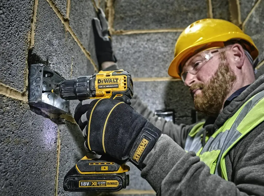 Дриль-шурупокрут акумуляторний DeWalt без АКБ та ЗП DCD708N - фото 3