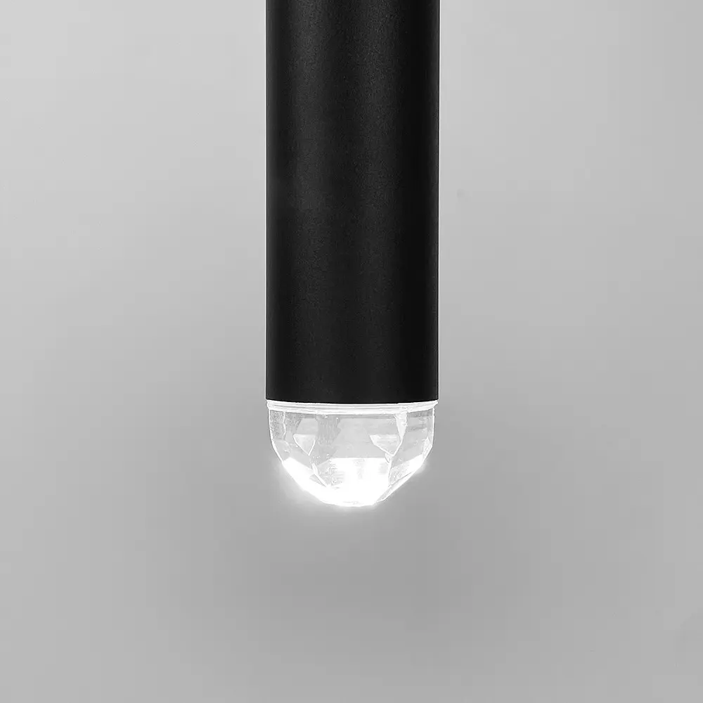 Видовжений підвіс у чорному корпусі в стилі модерн 62 см | Арт. AA 435/1 BK | Line F - фото 4