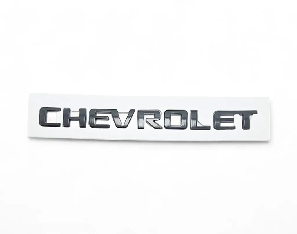 Емблема напис Chevrolet глянцева Чорна 195х18 мм Пластик на скотчі (Завод) - фото 3
