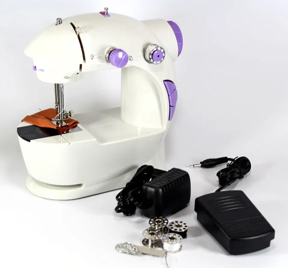 Швейна машинка з підсвічуванням 4 in 1 SM-201 Sewing Machine (hub_98y923) - фото 4