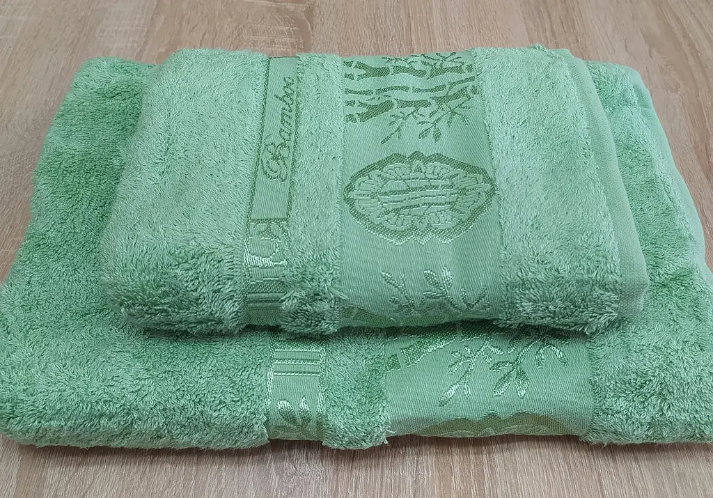 Набір турецьких бамбукових махрових рушників Zeron 50х90+70х140 Bamboo Agaс Desen зелений 3 - фото 4