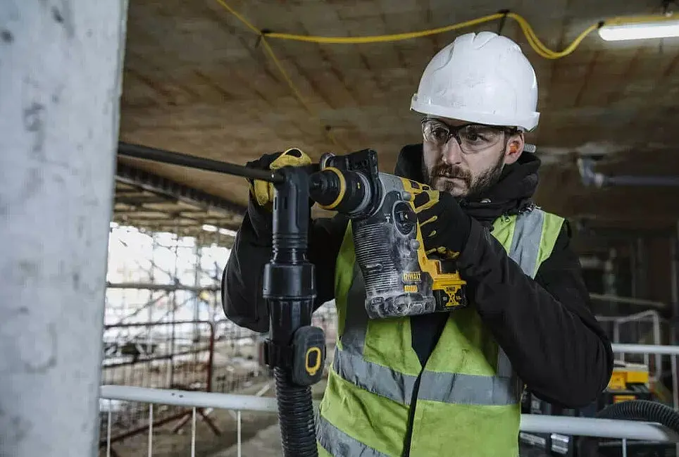 Перфоратор акумуляторний DeWALT SDS-Plus без АКБ та ЗП DCH274N - фото 4