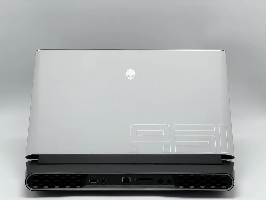 Ноутбук Dell 17.3" Alienware Area 51m, Intel Core i9-9900K, 32 GB, 960 GB, NVIDIA GeForce RTX 2080, 1920x1080, IPS (SH2509588) Б/в - фото 2