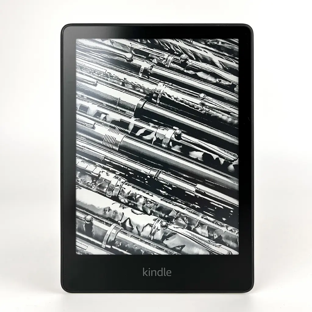 Електронна книга Amazon Kindle Paperwhite 11th Gen Black Refurbished, 8GB, дисплей 6.8 HD E Ink Carta, покриття антивідблиску, підсвічування, сенсорний екран, захист від вологи, Bluetooth/Wi-Fi, USB-C, 300 dpi, чорна - фото 6