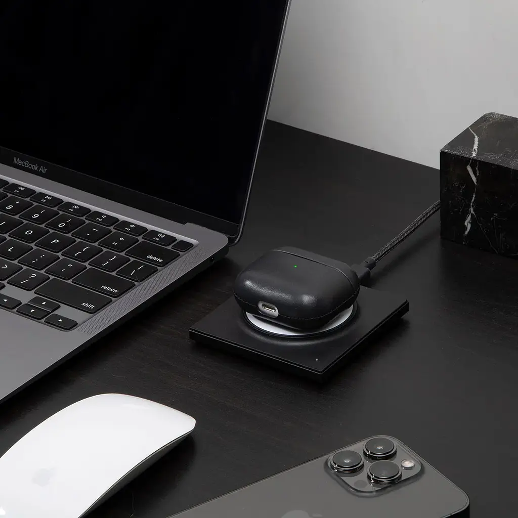 Беспроводное зарядное устройство Native Union Drop Magnetic Wireless Charger Black (DROP-MAG-BLK-NP) - фото 8