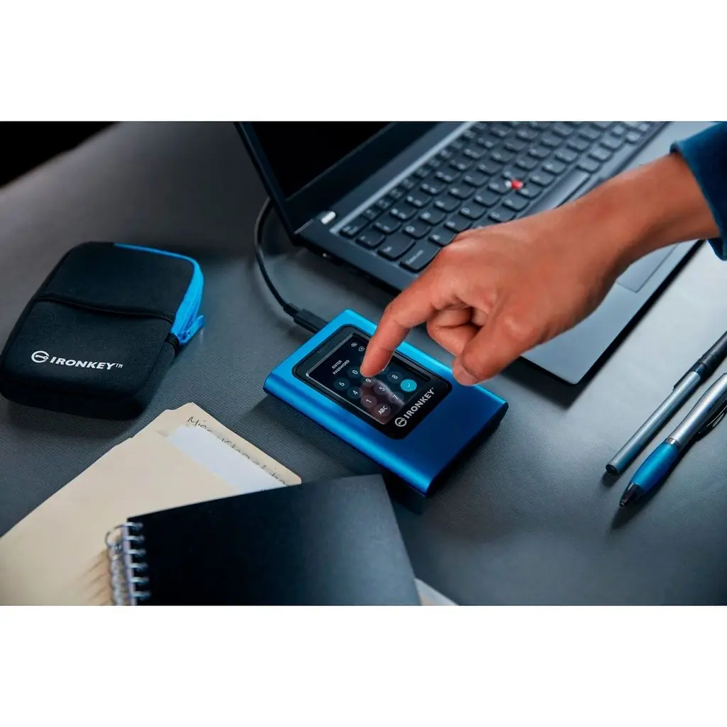 Наружный SSD накопитель Kingston IronKey Vault Privacy 80 960GB [IKVP80ES/960G] [113676] - фото 8