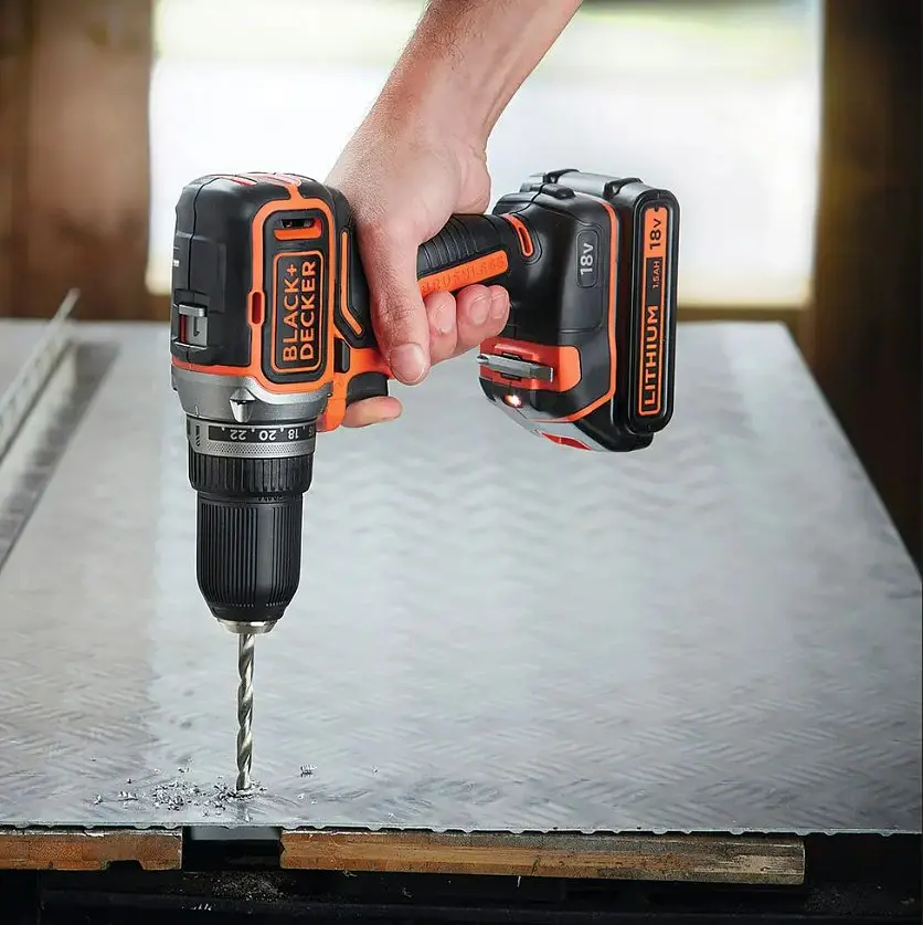 Акумуляторний дриль-шурупокрут Black+Decker без АКБ та ЗП BL186N - фото 5