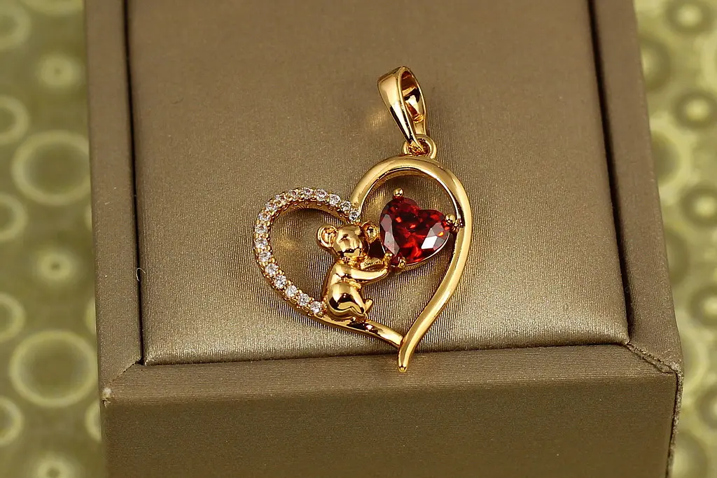 Кулон Xuping Jewelry серце коали з червоним каменем 2,2 см золотистий