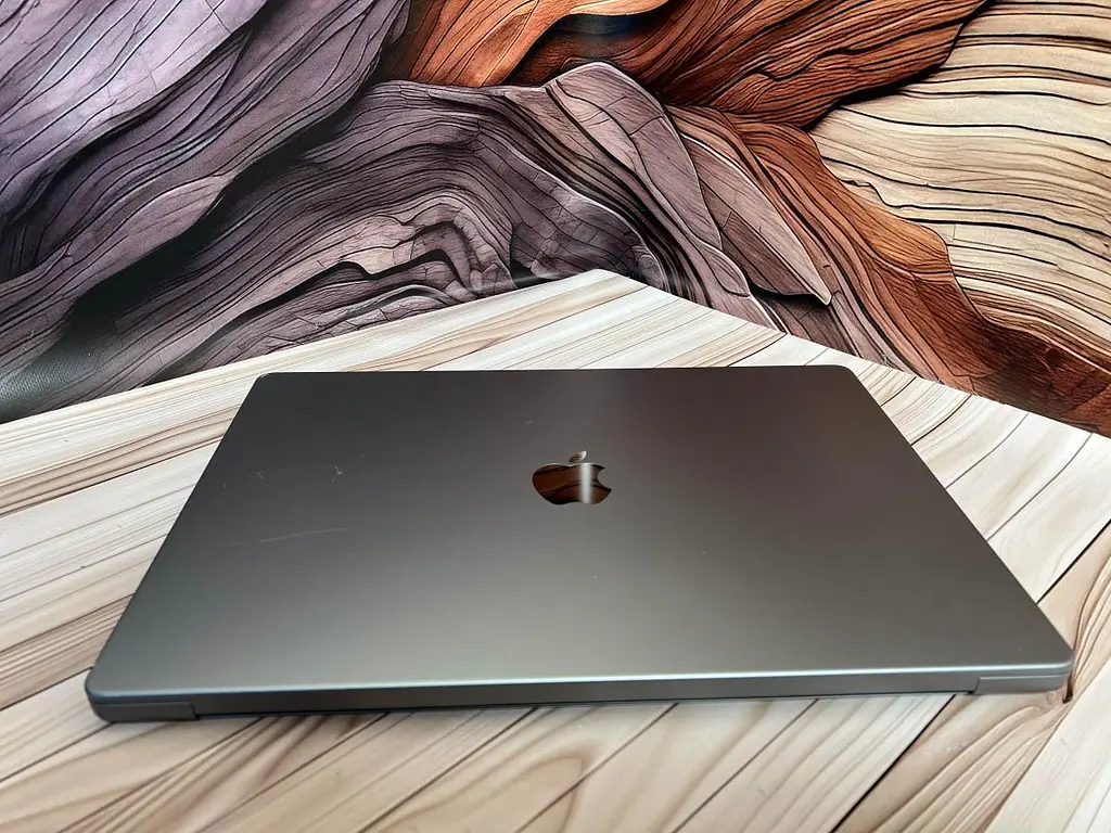 Ноутбук Apple MacBook Pro 16" 2021 M1 MAX/32/512 (PVGC9DR7T2) Б/в - фото 8