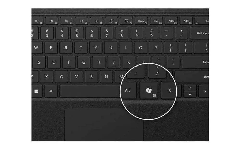 Чехол-клавиатура для планшета Microsoft Surface Pro Black ENG - фото 2