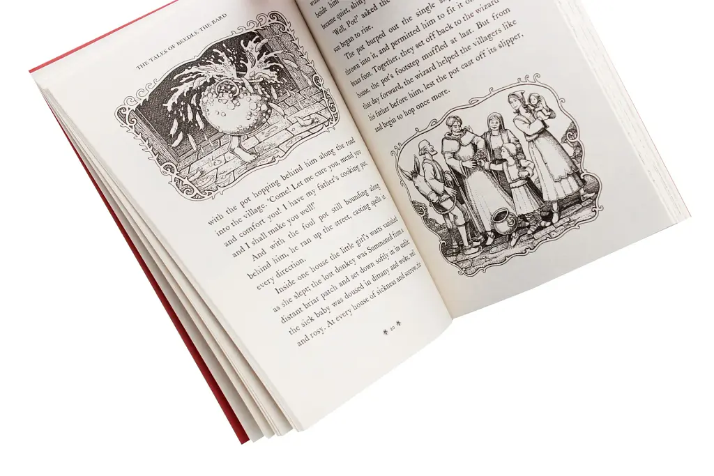 The Hogwarts Library Box Set - фото 3