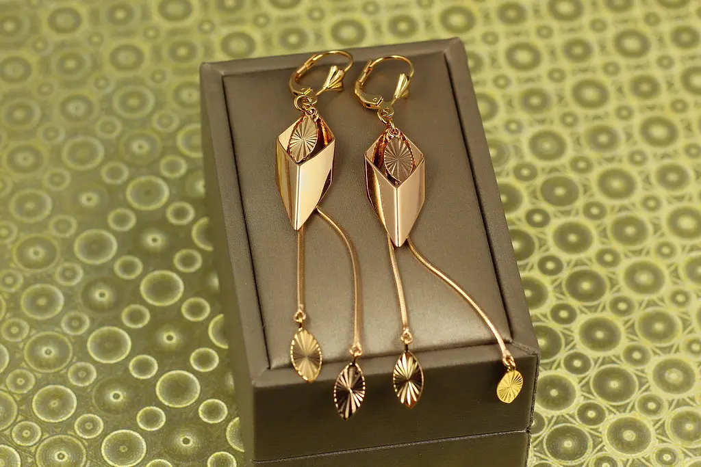 Сережки Xuping Jewelry підвіски об'ємний ромб 8.5 см золотисті - фото 2