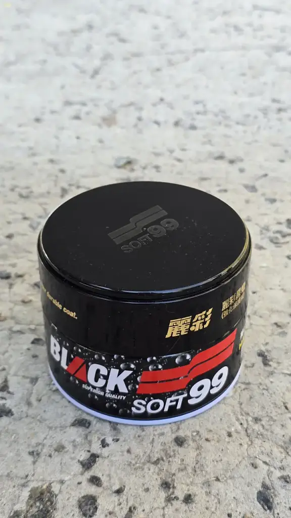 Твердий віск SOFT99 Dark & Black Wax для темних автомобілів 300 г SF-10018 - фото 2