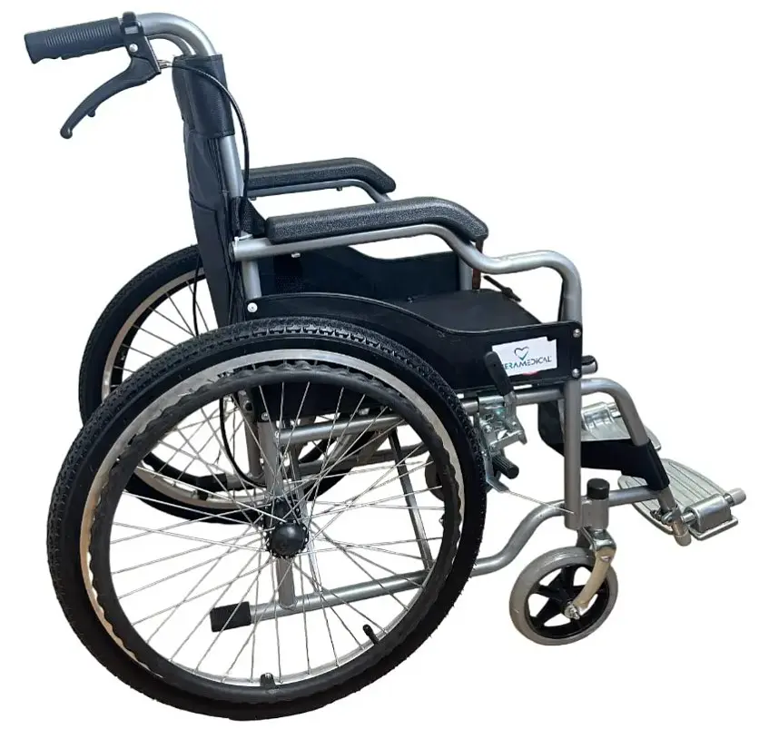 Инвалидная коляска детская Medical с ручными тормозами весом до 100 кг (VRM-011) - фото 2