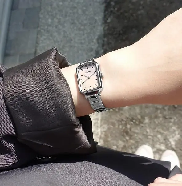 Годинник Casio LTP-V009D-4E - фото 4