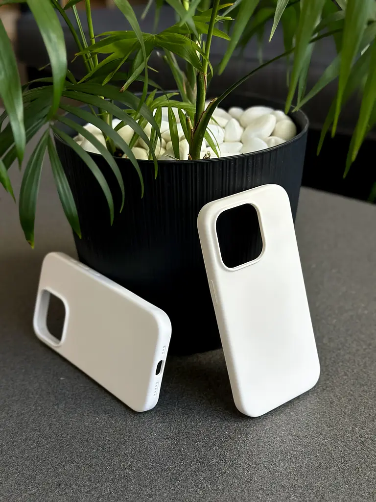 Чохол MAKE Apple iPhone 15 Pro Silicone White - фото 3