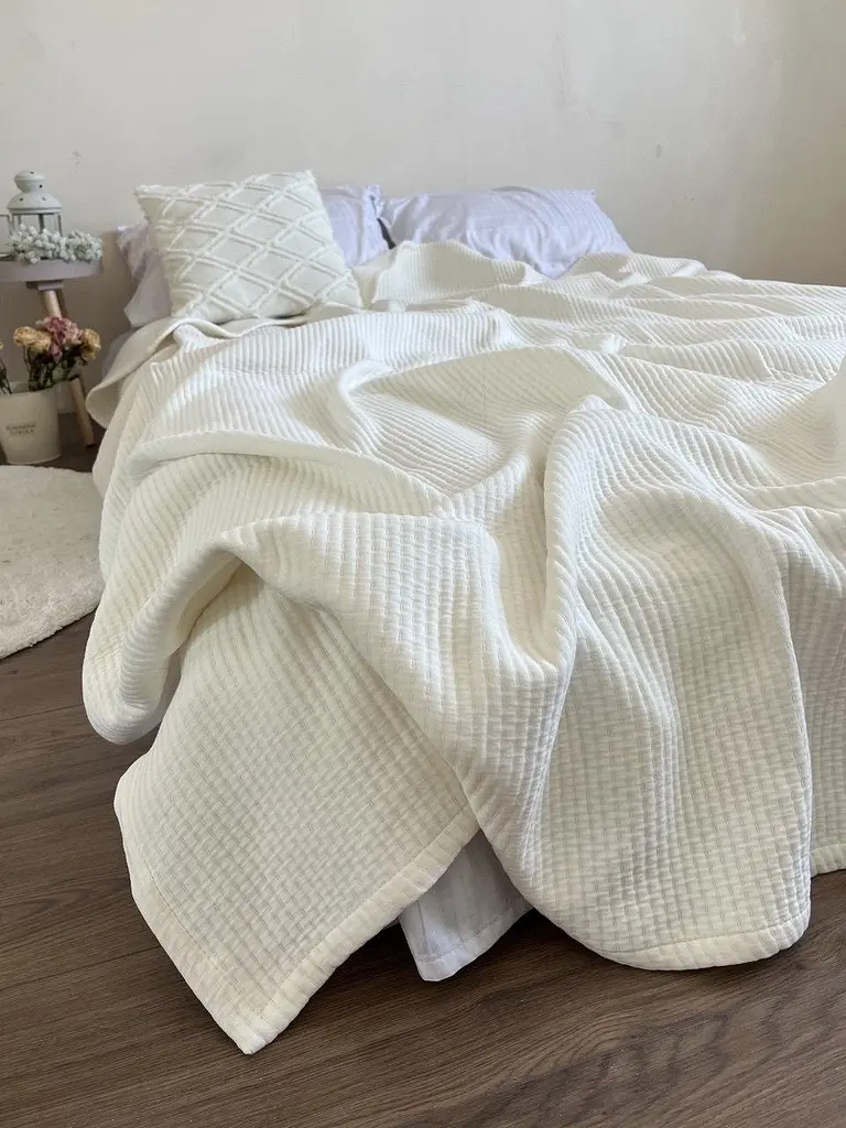 Покривало Zeintex Oslo бавовняне стьобане молочне 230х320 см - фото 7