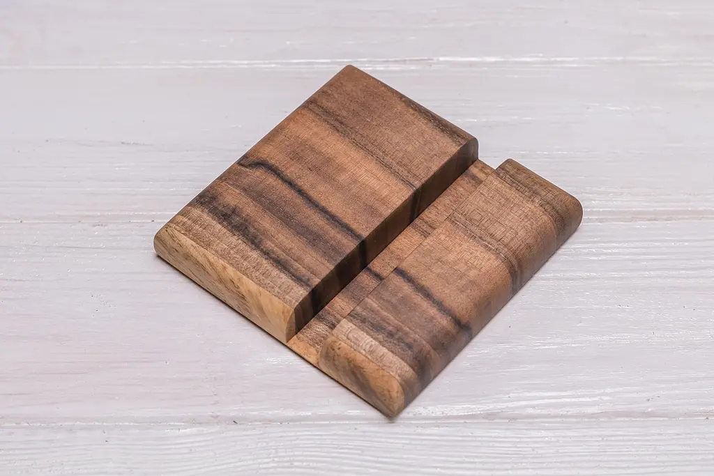Тримач для мобільного гаджета із дерева ecoWalnut 100х100х18 мм