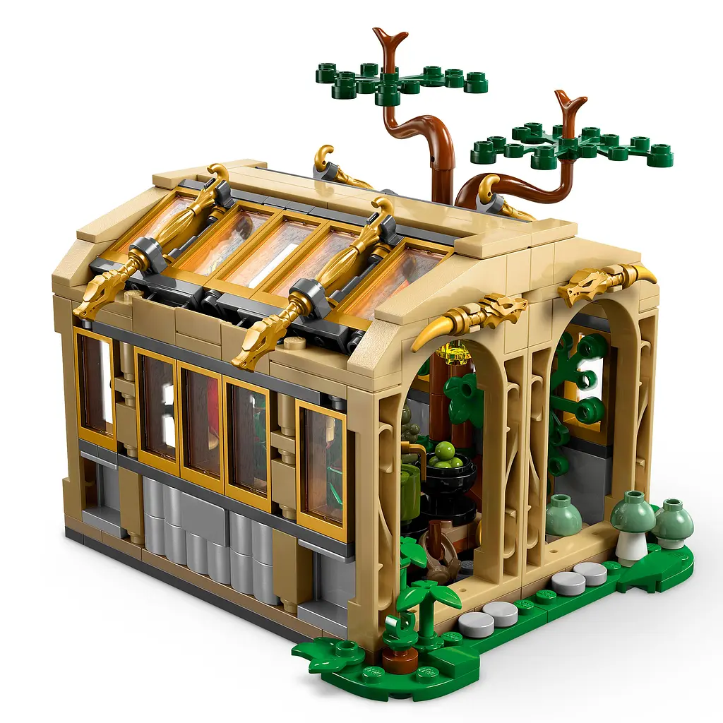 Конструктор LEGO Harry Potter Замок Хогвартс: урок гербологии 390 деталей (76445) - фото 8
