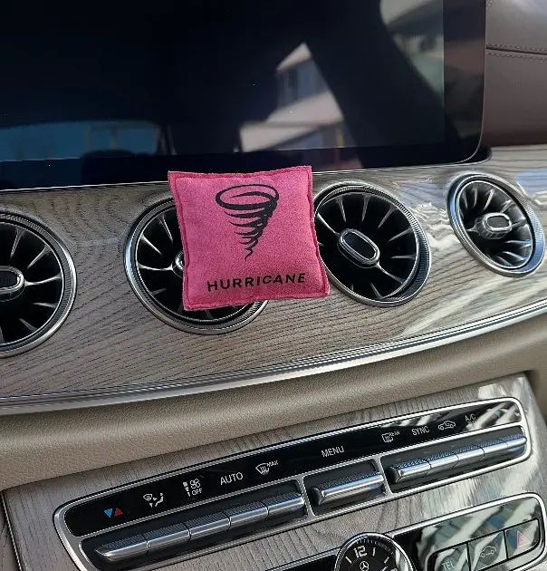Ароматизатор автомобільний Hurricane Pink Standart Limited (В комплекті Спрей 10 мл) - фото 4