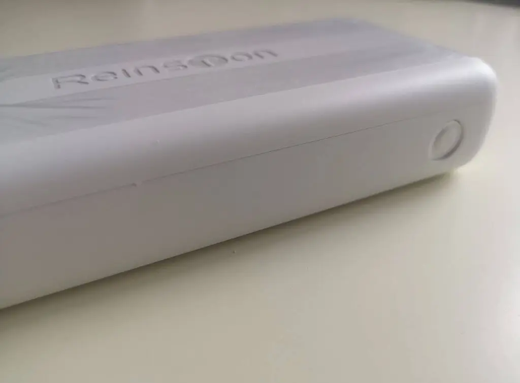 Универсальная мобильная батарея Powerbank Reinston EPB028 20000mAh (port USB-C) Белый - фото 8