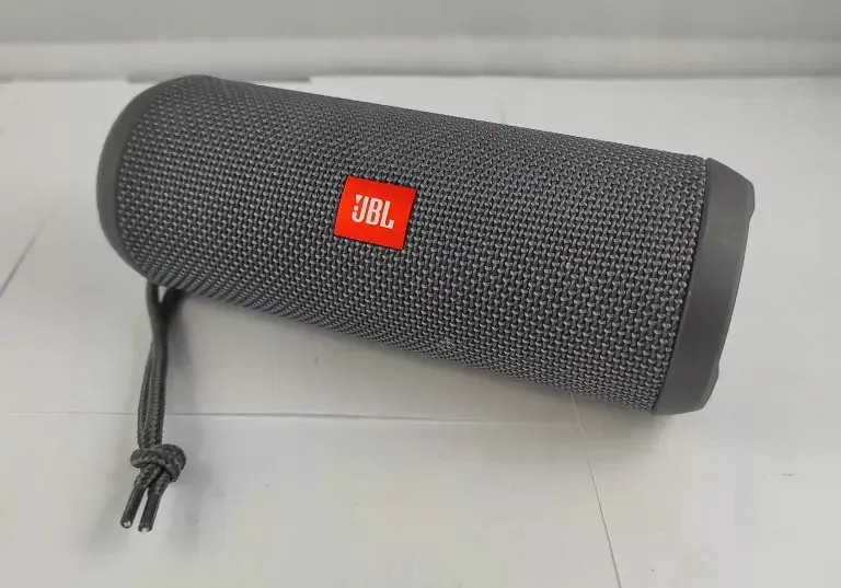 Портативная акустика JBL Flip Essential беспроводная - фото 3