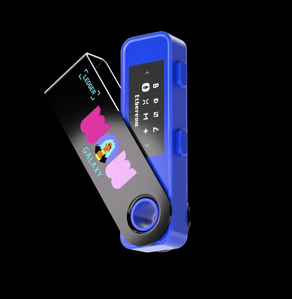 Апаратний гаманець для криптовалют Ledger Nano S Plus World of Women Limited Edition №1 (LNSPWOW1) - фото 2