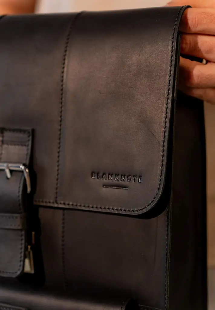 Шкіряний рюкзак Brit чорний Crazy Horse - фото 9