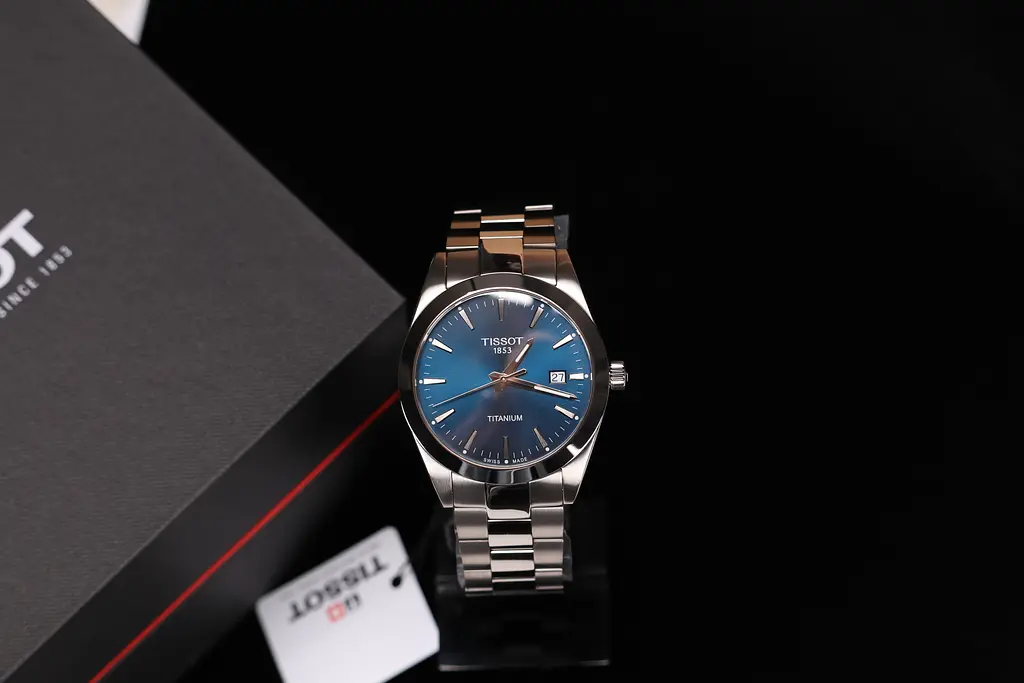 Годинник Tissot Gentleman Titanium T127.410.44.041.00 - фото 2