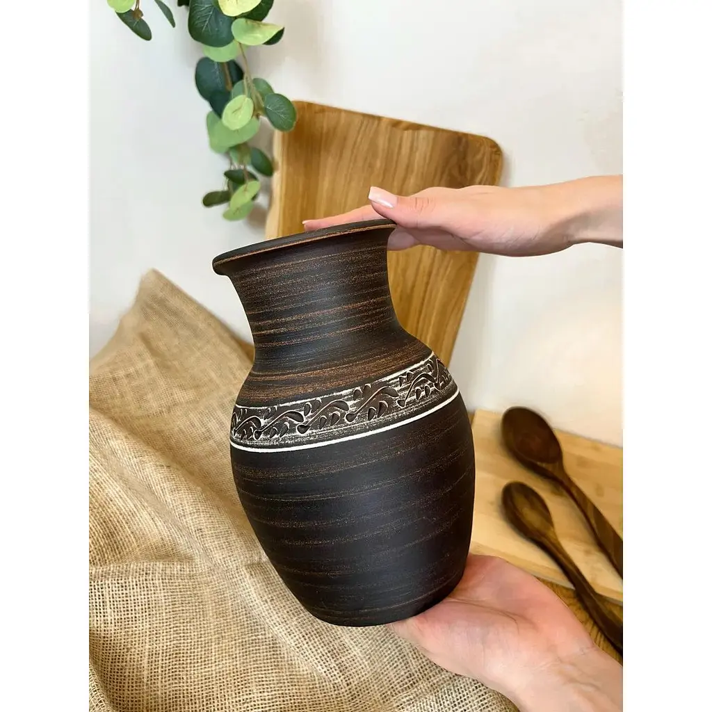 Кувшин 2 литра керамический (глиняный) резной без ручки   - фото 3