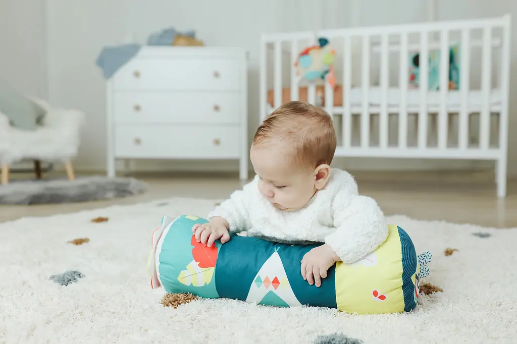 Развивающий валик для ползания Miniland Crawling Roller (97331) - фото 8