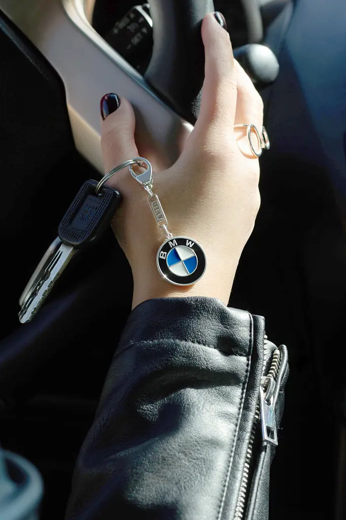 Срібний брелок BMW (БМВ) (9013.1) - фото 3