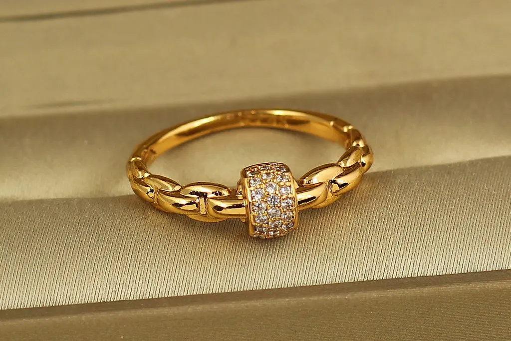 Кільце Xuping Jewelry Ланцюгова Іскра р 20 золотисте