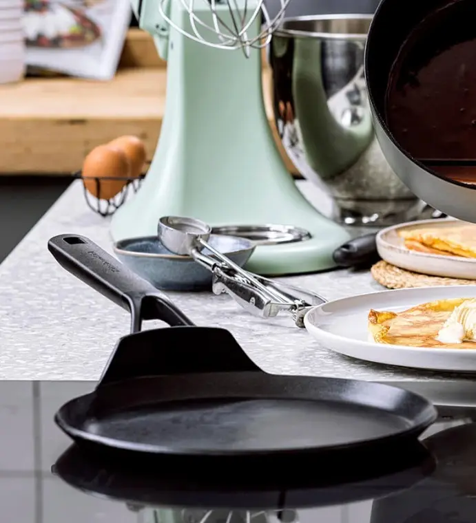 Сковорода для блинов KitchenAid CFA 24 см черная СС005680-001 - фото 6