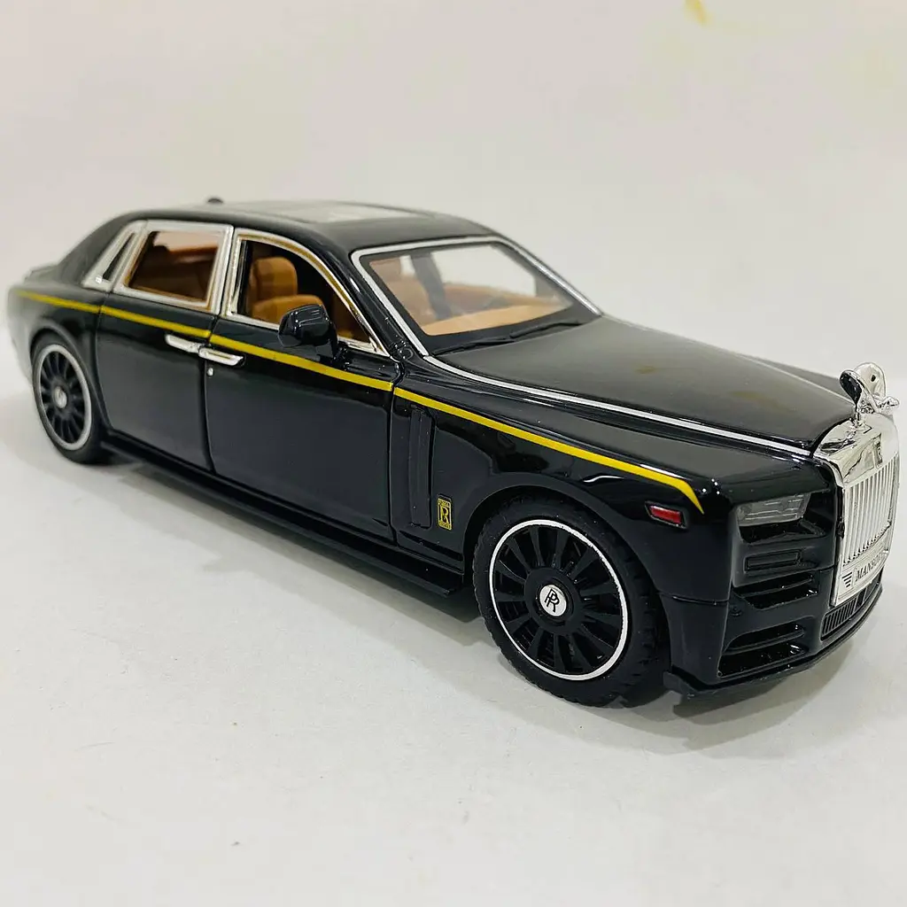 Колекційна металева модель автомобіля АвтоЕксперт Rolls-Royce Phantom Mansory з інерцією, світлом та звуком 1:24 - фото 8