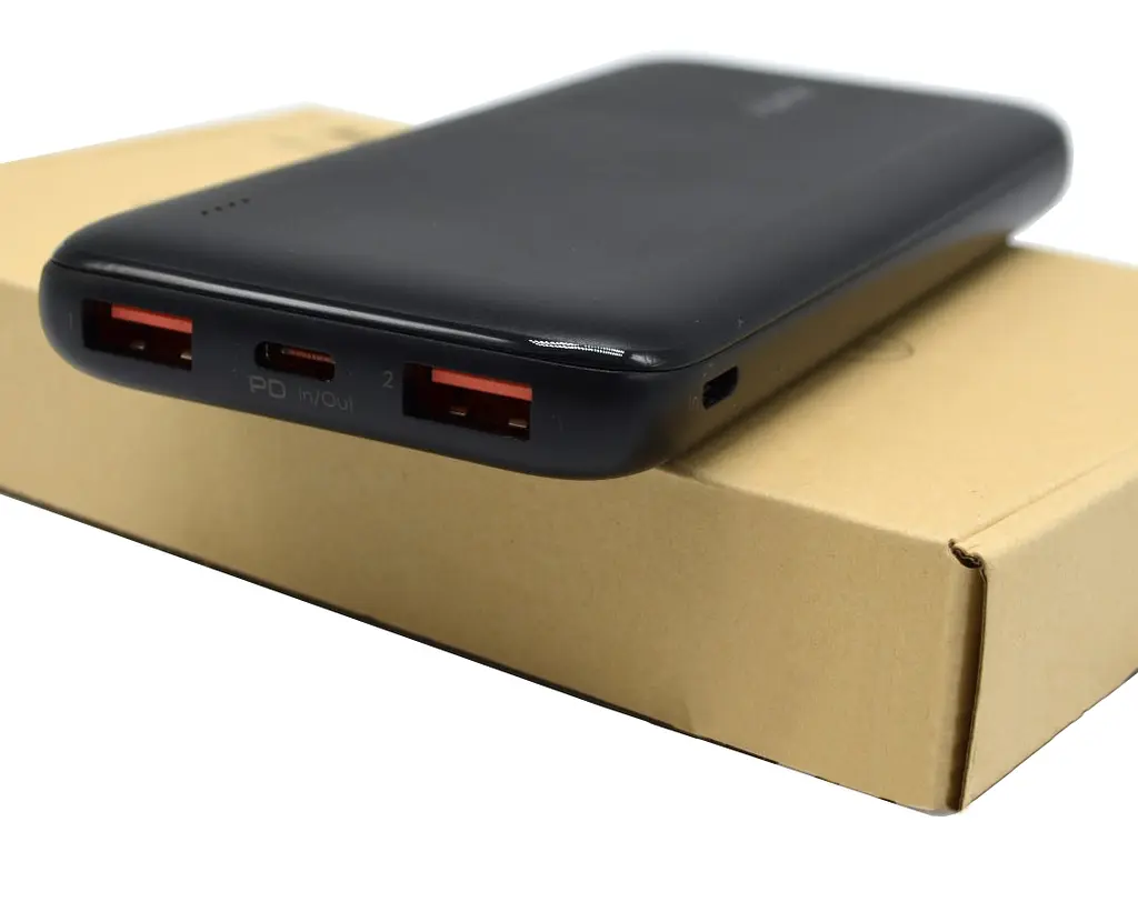Повербанк Powerbank Aukey PBN73S 10000mAh Output USB Type-C Black - фото 2
