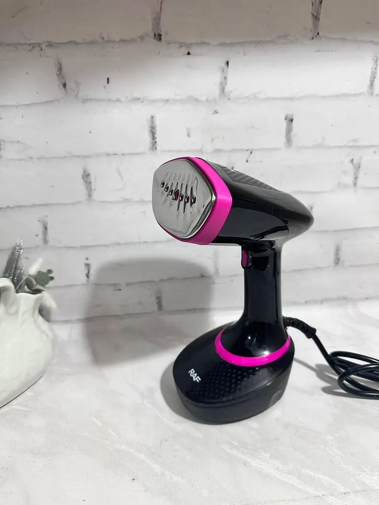 Вертикальный ручной отпариватель RAF R.1317B парогенератор для одежды бытовой пароочиститель 1500 Вт - фото 5