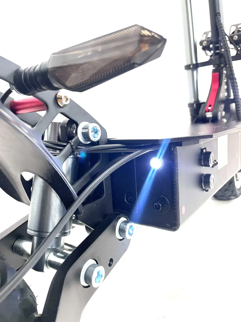 Електросамокат Двомоторний з сидінням Tesla 6000 NEW (6000W, 60V, 36Ah) +NFC ключ - фото 9