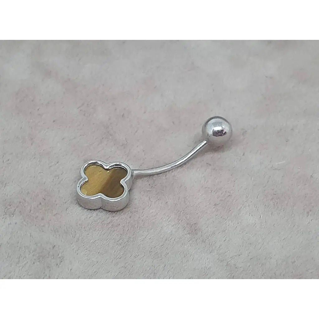 Серебряная серьга для пирсинга пупка Ирий Клевер с тигровым глазом. 6026.5 - фото 2