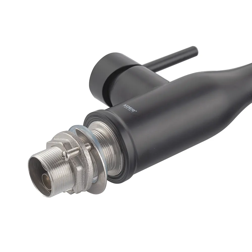 Смеситель для кухни Koer KI-70026-05 с черным силиконовым изливом KR5210 Черный матовый - фото 5