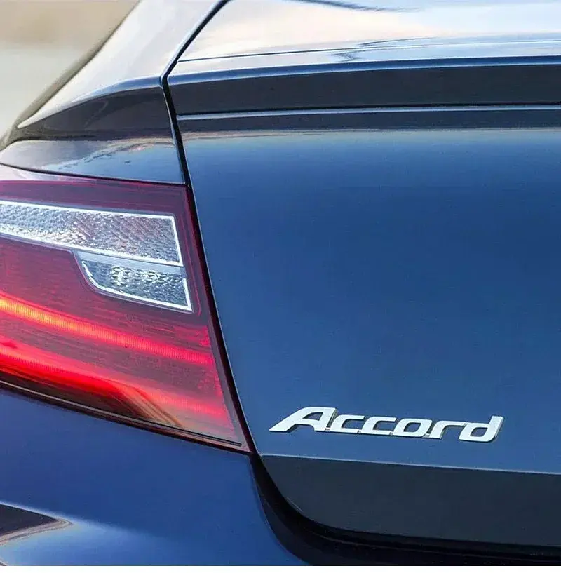 Емблема напис Accord на скотчі Хром - фото 3