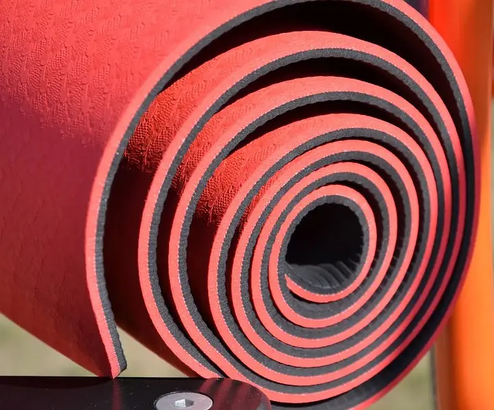 Килимок для йоги та фітнесу Power System PS-4060 TPE Yoga Mat Premium Red (183х61х0.6) (4060RD-0) - фото 9