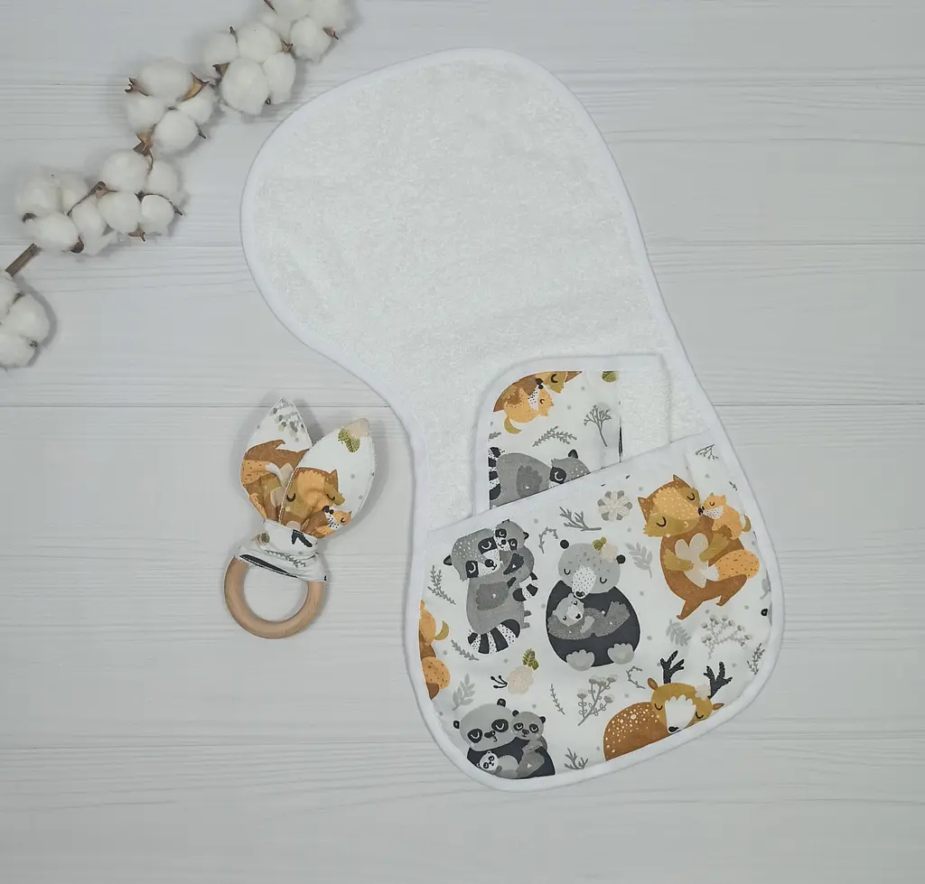 Набір для гігієни немовляти BeBidas + слинявчик a.l.babybox Мамині обійми - фото 3