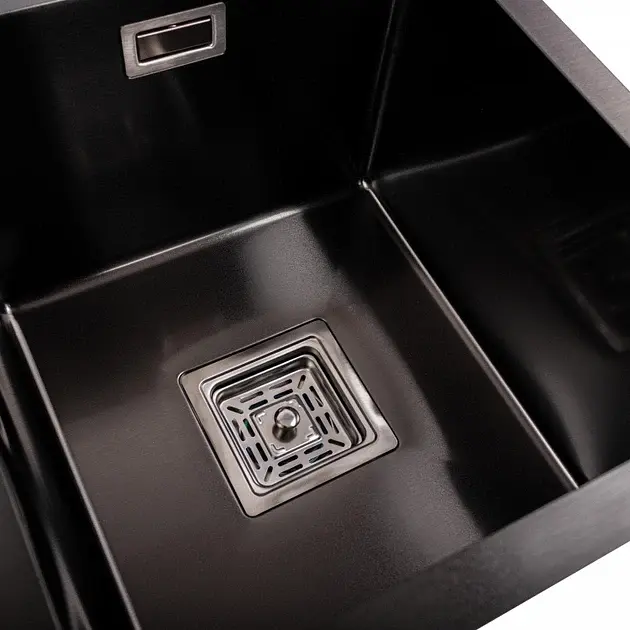 Кухонна мийка Platinum Handmade PVD HDB з нержавіючої сталі 3.0 мм квадратний сифон 78x43x23 см чорна - фото 6
