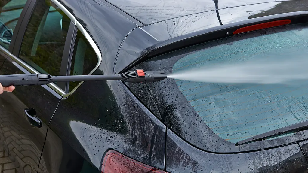 Мінімийка високого тиску UniversalAquatak 135 1900Вт 135бар 410л/год насадка 3в1 7.9кг Bosch teh0016613 - фото 7