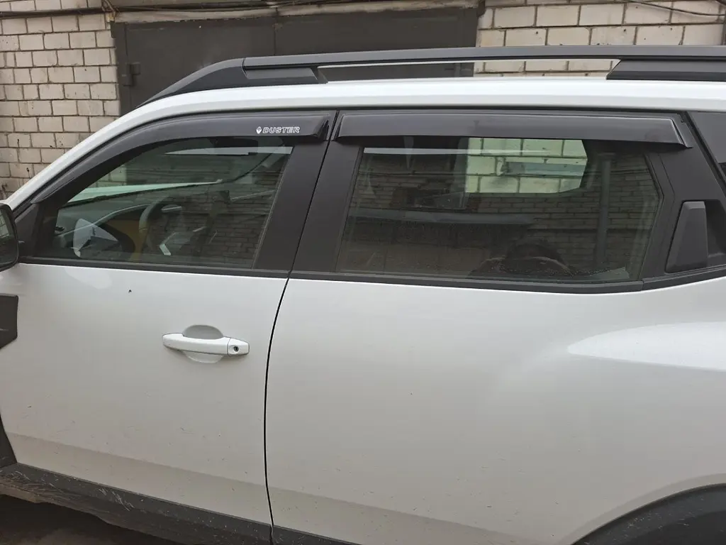 Дефлектори вікон ветровики для Renault Duster 2024- (Voron Glass) VR12324 - фото 2