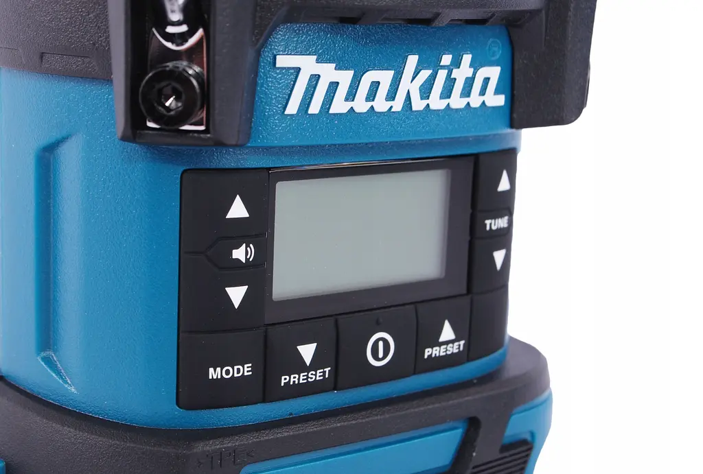 Радіоприймач з ліхтарем акумуляторний Makita DMR055 (LXT, FM/AM, 3 Вт, 260 Лм, без акумуляторів та зарядного пристрою) - фото 6