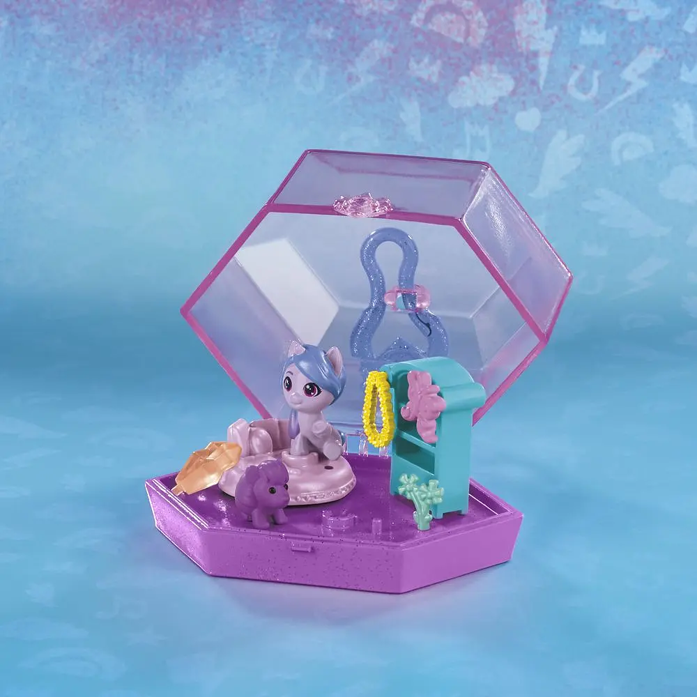 Игровой набор My Little Pony Mini World Magic Crystal Keychain Izzy Moonbow (F3872/F5244) - фото 7