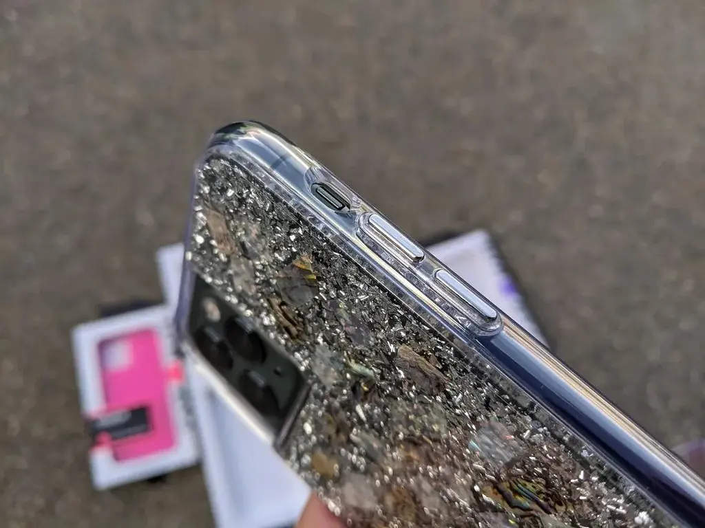 Чохол протиударний з блискітками Case-Mate Karat CM039350-08 для iPhone 11 Pro (5.8") Pearl - фото 5