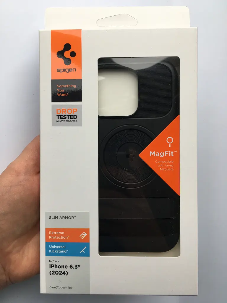 Оригінальний протиударний чохол для iPhone 16 Pro Spigen Slim Armor MagSafe Black ACS08164 (MagFit) з підставкою - фото 3